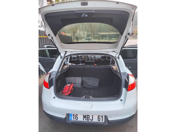 Sahibinden Renault Megane 1.5 dCi Extreme 2012 Model