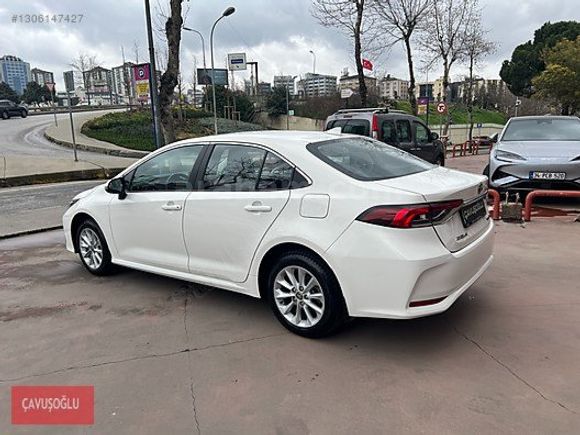 ÇAVUŞOĞLU 2022 TOYOTA COROLLA 1.8 HYBRİT DREAM E-CVT TRAMERSİZ