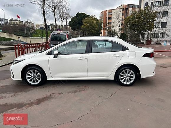 ÇAVUŞOĞLU 2022 TOYOTA COROLLA 1.8 HYBRİT DREAM E-CVT TRAMERSİZ