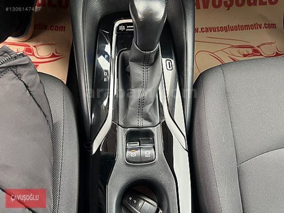 ÇAVUŞOĞLU 2022 TOYOTA COROLLA 1.8 HYBRİT DREAM E-CVT TRAMERSİZ