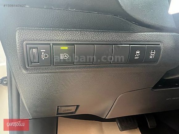 ÇAVUŞOĞLU 2022 TOYOTA COROLLA 1.8 HYBRİT DREAM E-CVT TRAMERSİZ