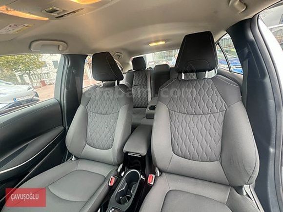 ÇAVUŞOĞLU 2022 TOYOTA COROLLA 1.8 HYBRİT DREAM E-CVT TRAMERSİZ