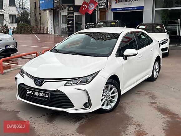 ÇAVUŞOĞLU 2022 TOYOTA COROLLA 1.8 HYBRİT DREAM E-CVT TRAMERSİZ