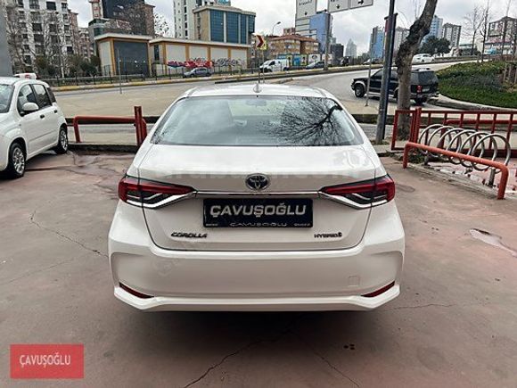 ÇAVUŞOĞLU 2022 TOYOTA COROLLA 1.8 HYBRİT DREAM E-CVT TRAMERSİZ