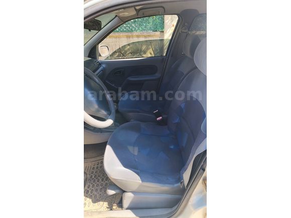 Sahibinden Renault Clio 1.4 RTA 2000 Model 