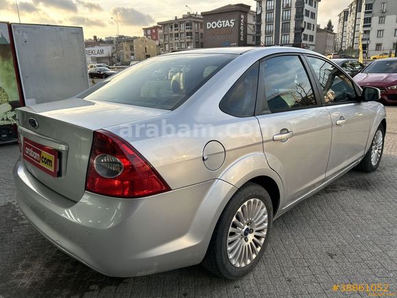 Galeriden Ford Focus 1.6 Titanium 2010 Model Çorum 245.744 km Gri