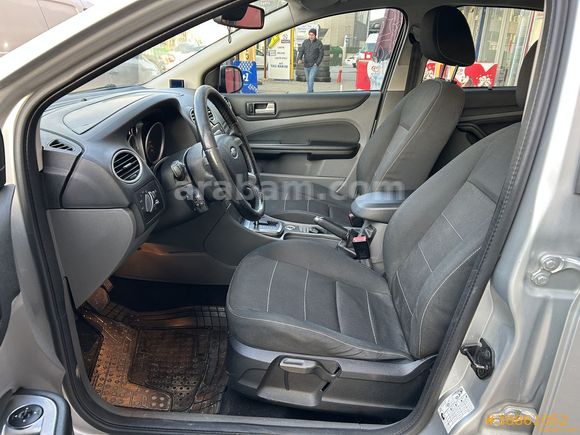 Galeriden Ford Focus 1.6 Titanium 2010 Model Çorum 245.744 km Gri
