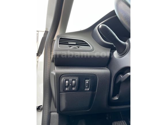 Sahibinden Renault Megane 1.5 Blue DCI Touch 2020 Model 