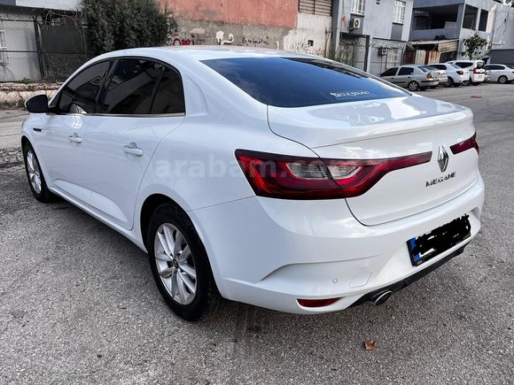 Sahibinden Renault Megane 1.5 Blue DCI Touch 2020 Model 