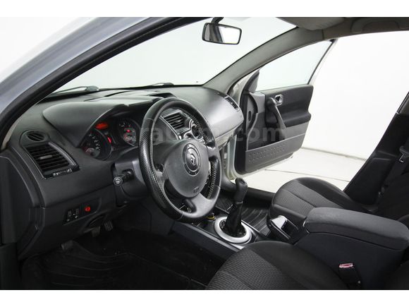 BULUT OTOMOTİVDEN FIRSAT AİLE ARACI MEGANE 2