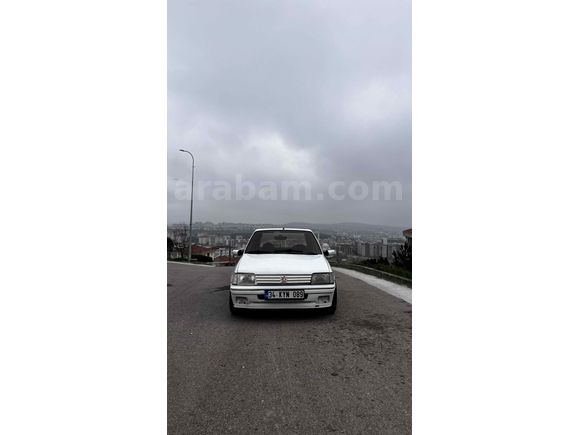 Sahibinden Peugeot 205 1.4 XS 1993 Model İstanbul 100.000 km Beyaz
