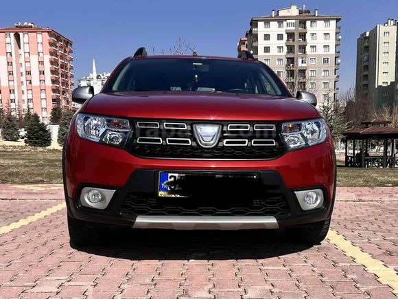 Sahibinden Dacia Sandero 0.9 TCe Stepway Easy-R 2016 Model  92.500 km Kırmızı