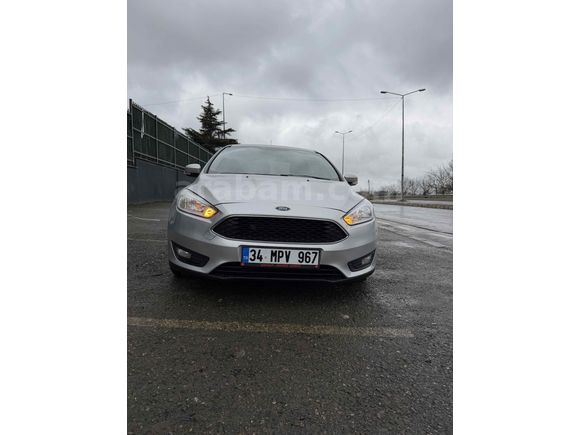 Sahibinden Ford Focus 1.5 TDCi Trend X 2015 Model tesla ekran ekstralı 