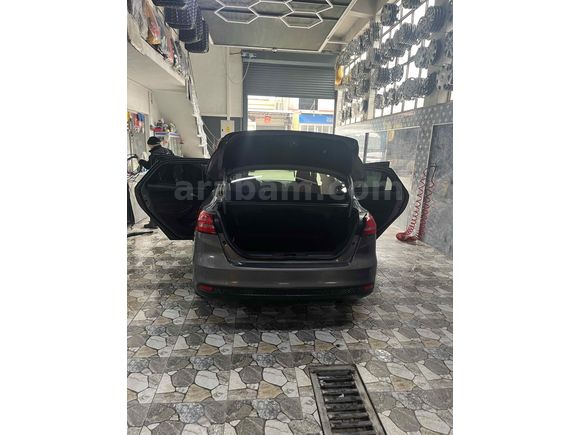 Sahibinden Ford Focus 1.6 Ti-VCT Titanium 2015 Model 