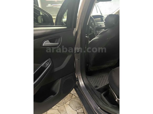 Sahibinden Ford Focus 1.6 Ti-VCT Titanium 2015 Model 