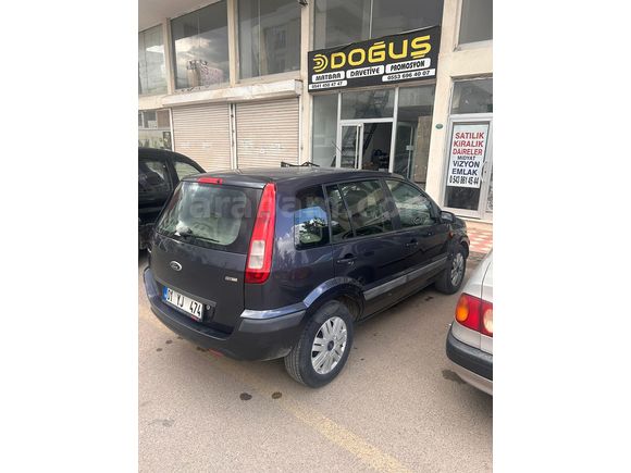 Temiz Düşük KM Aile Arabası
