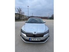 Memurdan. Değişensiz 54500 km full Superb