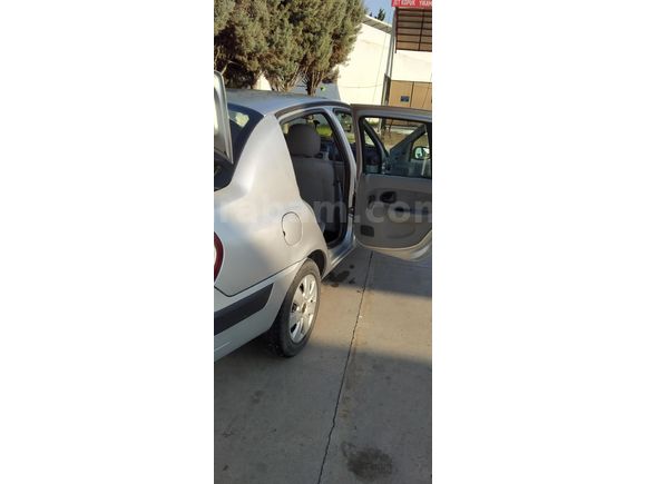 Sahibinden Renault Clio 1.4 Alize 2006 Model