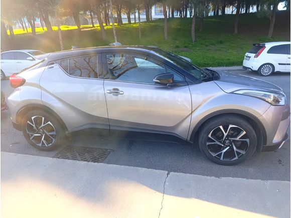 Sahibinden Toyota C-HR 1.2 Turbo Dynamic 2017 Model