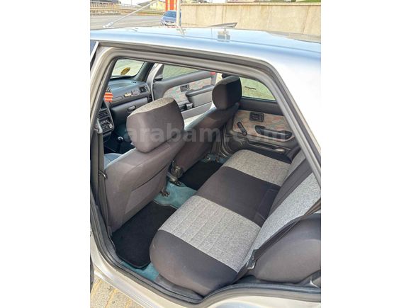 Peugeot 106    142.000KM