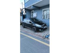 Sahibinden Peugeot 208 1.4 HDi Active 2014 Model  150.000 km Siyah
