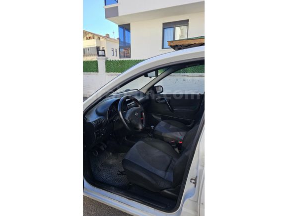 Sahibinden Opel Corsa 1.5 TD 2000 Model