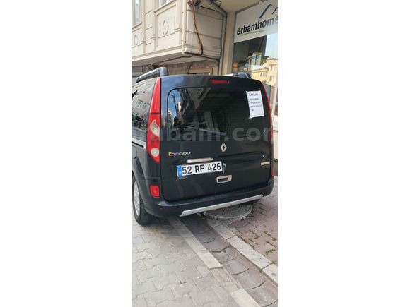 Sahibinden Renault Kangoo Multix 1.5 dCi Privilege Chromeline 2011 Model  175.000 km Siyah