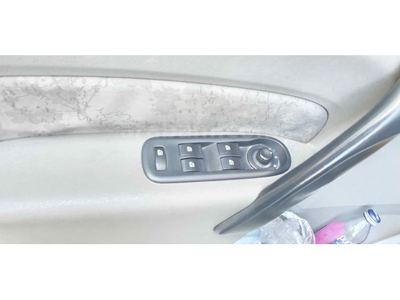 Sahibinden Renault Kangoo Multix 1.5 dCi Privilege Chromeline 2011 Model  175.000 km Siyah