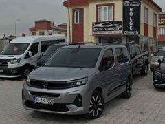 MATRIX FAR YENI KASA CAM TAVAN FUL+FUL Opel Combo 1.5 CDTI Ultimate 2024 Model Van