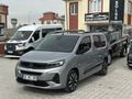 ARACIMIZ SATILMIŞTIR CAM TAVAN FUL+FUL Opel Combo 1.5 CDTI Ultimate 2024 Model Van