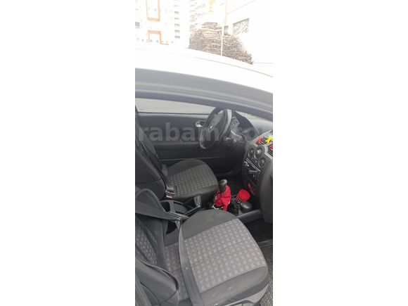 Sahibinden Renault Megane 1.5 dCi Authentique 2010 Model