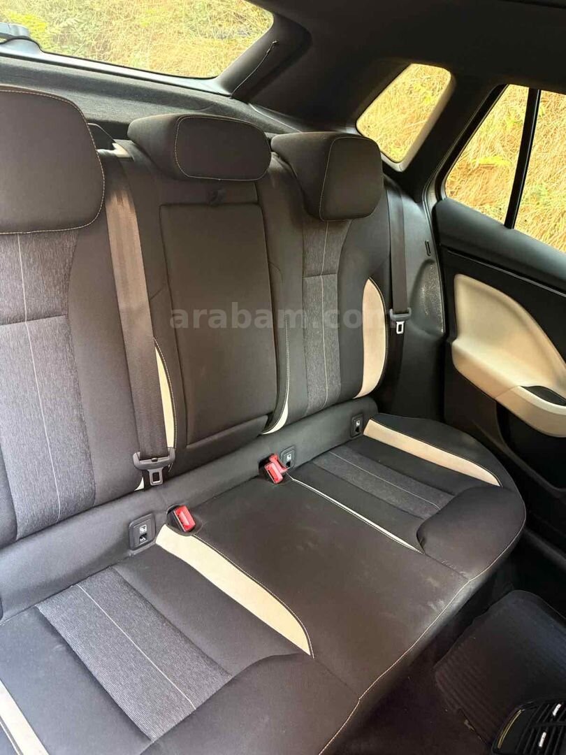 Sahibinden Skoda Kamiq 1.0 TSI Premium 2022 Model İstanbul 27.500 km Füme 7