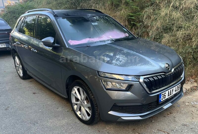 Sahibinden Skoda Kamiq 1.0 TSI Premium 2022 Model İstanbul 27.500 km Füme
