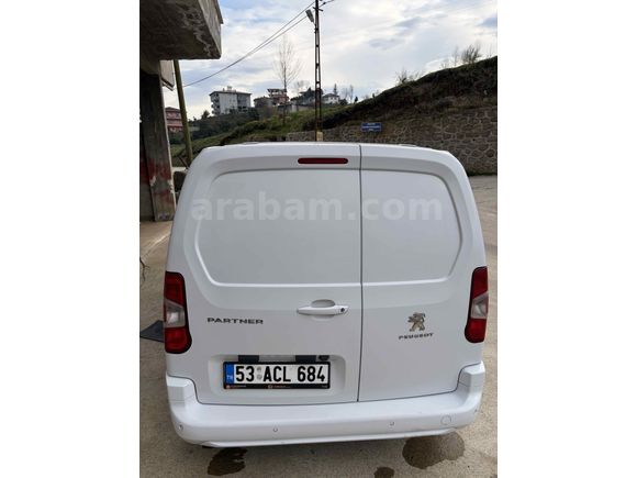Sahibinden Peugeot Partner 1.5 BlueHDI Comfort 2023 Model 