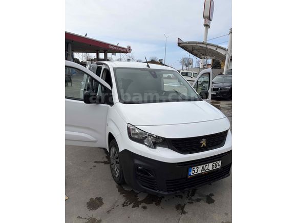 Sahibinden Peugeot Partner 1.5 BlueHDI Comfort 2023 Model 