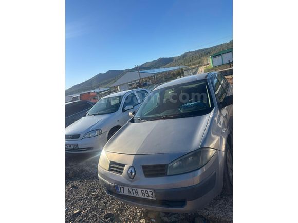 Sahibinden Renault Megane 1.6 Authentique 2004 Model
