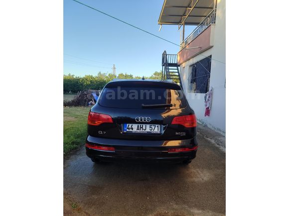 S-LİNE AUDİ Q7 3.0 TDI Quattro