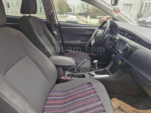 Sahibinden Toyota Corolla 1.4 D-4D Advance 2014 Model