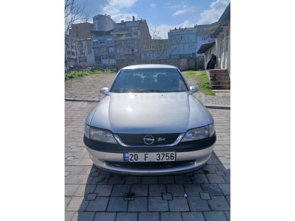 Sahibinden Opel Vectra 2.0 GLS 1999 Model  365.000 km Gri