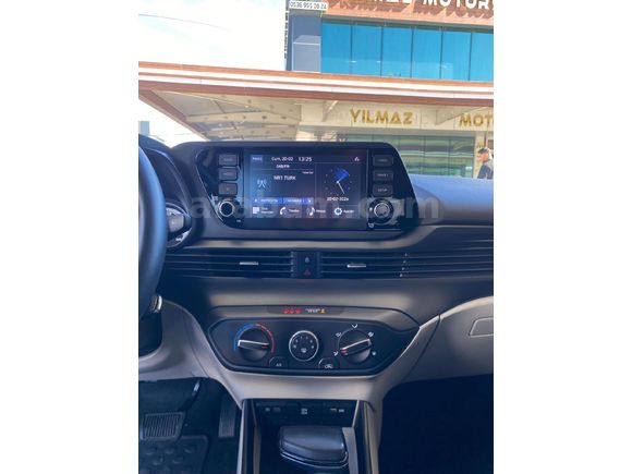 Sahibinden Hyundai i20 1.4 MPI Style 2022 Model