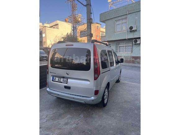 Sahibinden Renault Kangoo Multix 1.5 dCi Privilege 2012 Model  173.000 km Gri