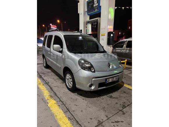 Sahibinden Renault Kangoo Multix 1.5 dCi Privilege 2012 Model  173.000 km Gri