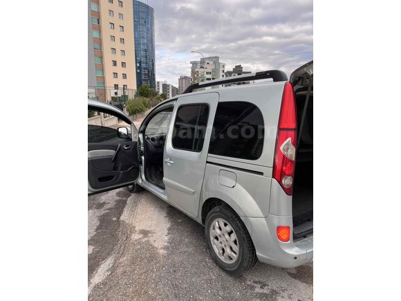Sahibinden Renault Kangoo Multix 1.5 dCi Privilege 2012 Model  173.000 km Gri