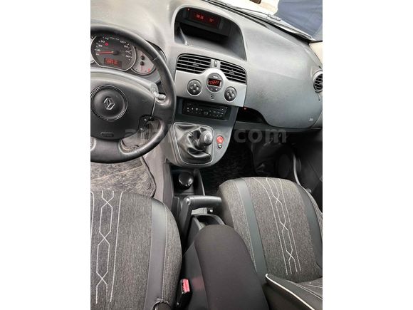 Sahibinden Renault Kangoo Multix 1.5 dCi Privilege 2012 Model  173.000 km Gri