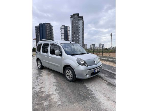 Sahibinden Renault Kangoo Multix 1.5 dCi Privilege 2012 Model  173.000 km Gri