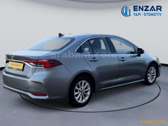 2022 COROLLA 1.5 DREAM OTOMATİK BOYASIZ
