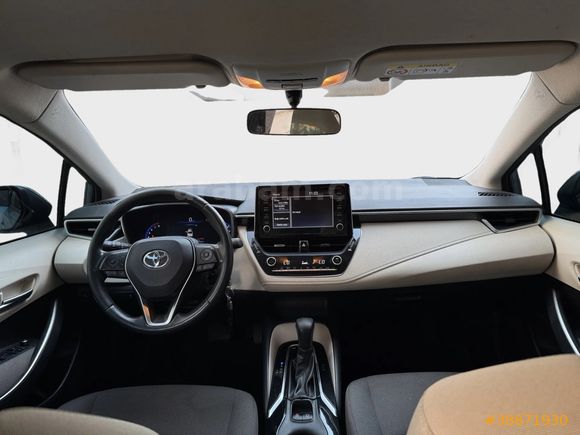 2022 COROLLA 1.5 DREAM OTOMATİK BOYASIZ