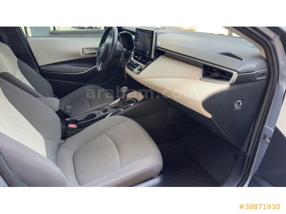 2022 COROLLA 1.5 DREAM OTOMATİK BOYASIZ