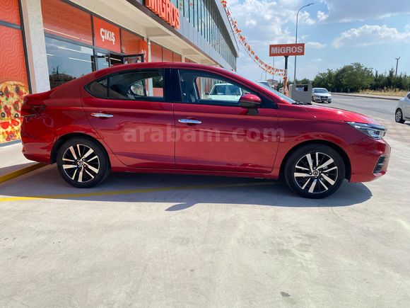 Sahibinden Honda City 1.5 i-VTEC Executive 2023 Model  23.000 km Kırmızı