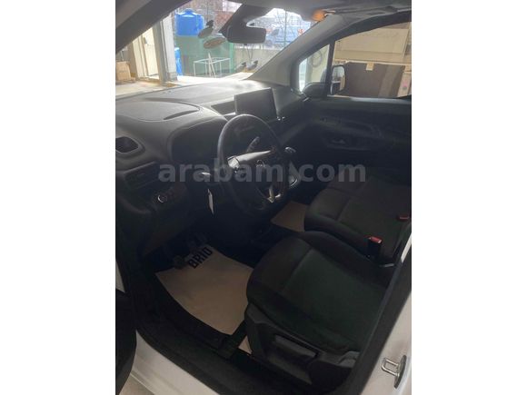 Sahibinden Opel Combo 1.5 CDTI Elegance 2022 Model 